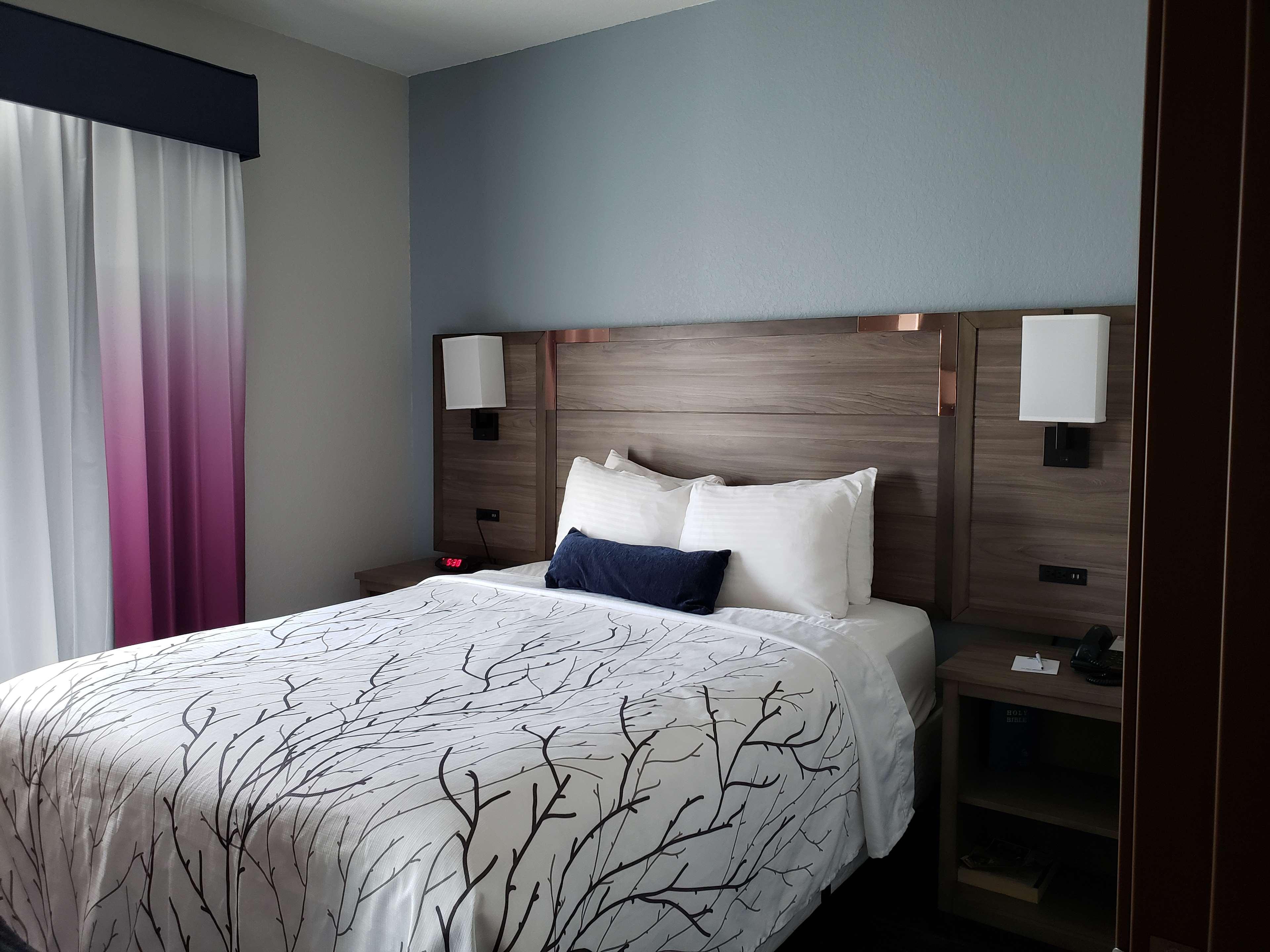 Best Western Plus San Antonio East Inn & Suites Zewnętrze zdjęcie