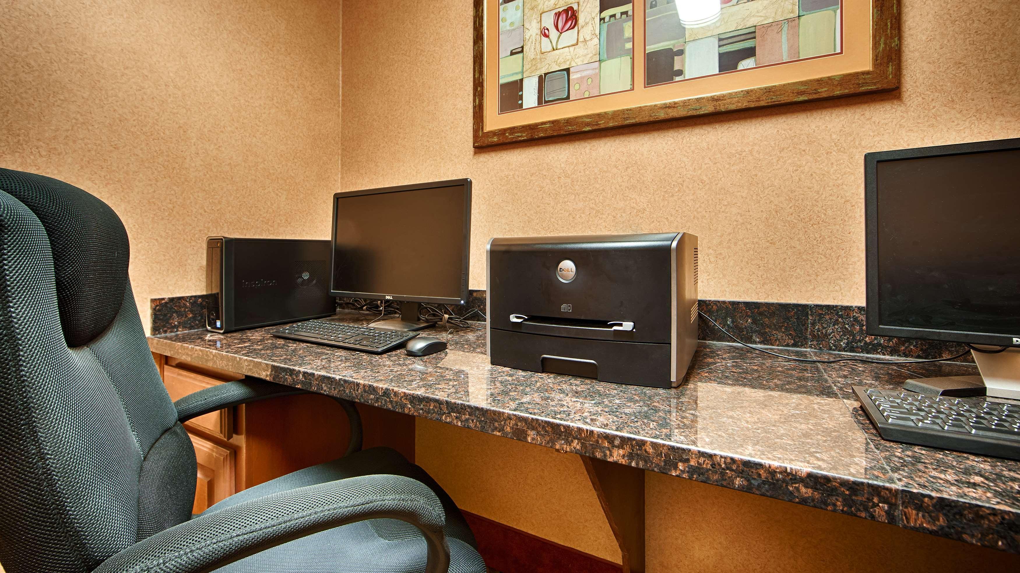 Best Western Plus San Antonio East Inn & Suites Zewnętrze zdjęcie